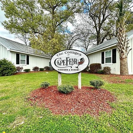 Cape Fear Vineyard And Winery Hotell Elizabethtown Exteriör bild