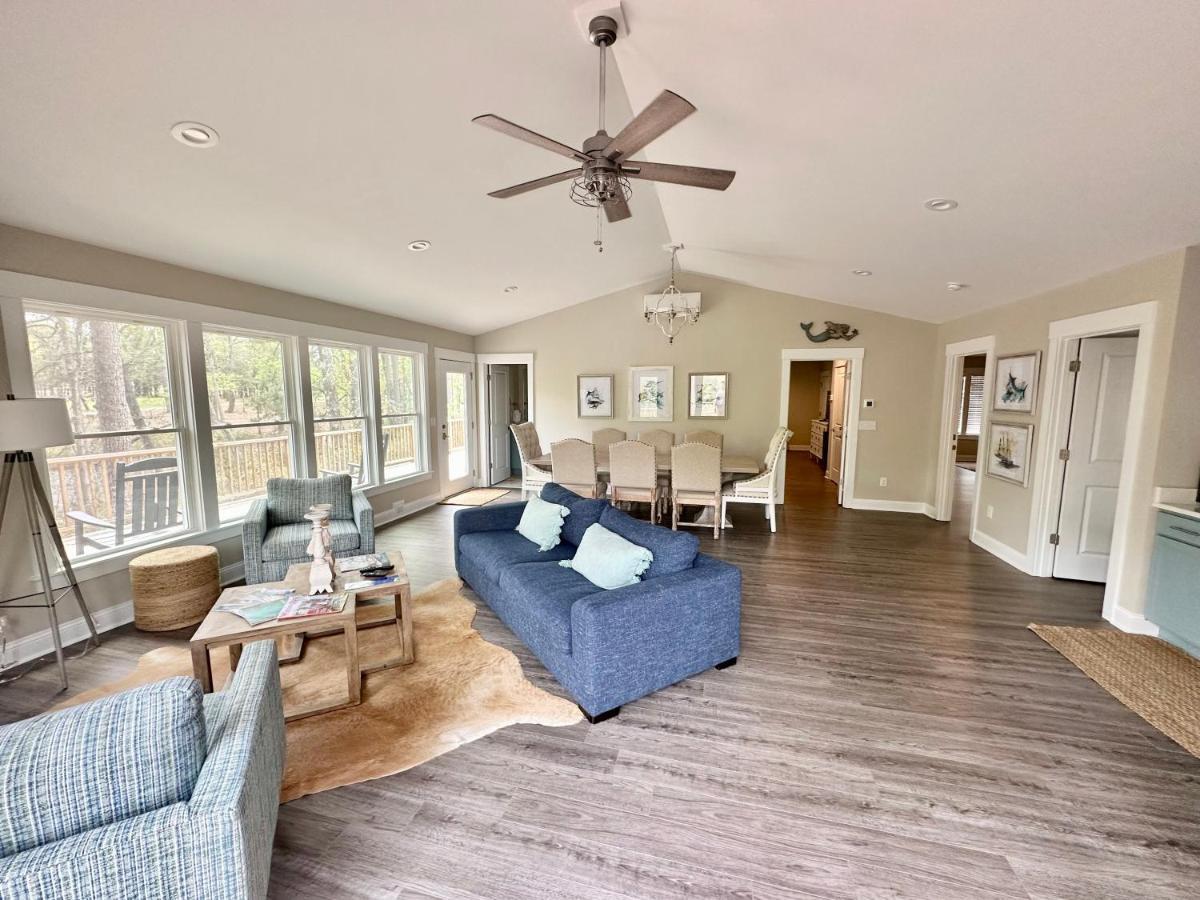 Cape Fear Vineyard And Winery Hotell Elizabethtown Exteriör bild