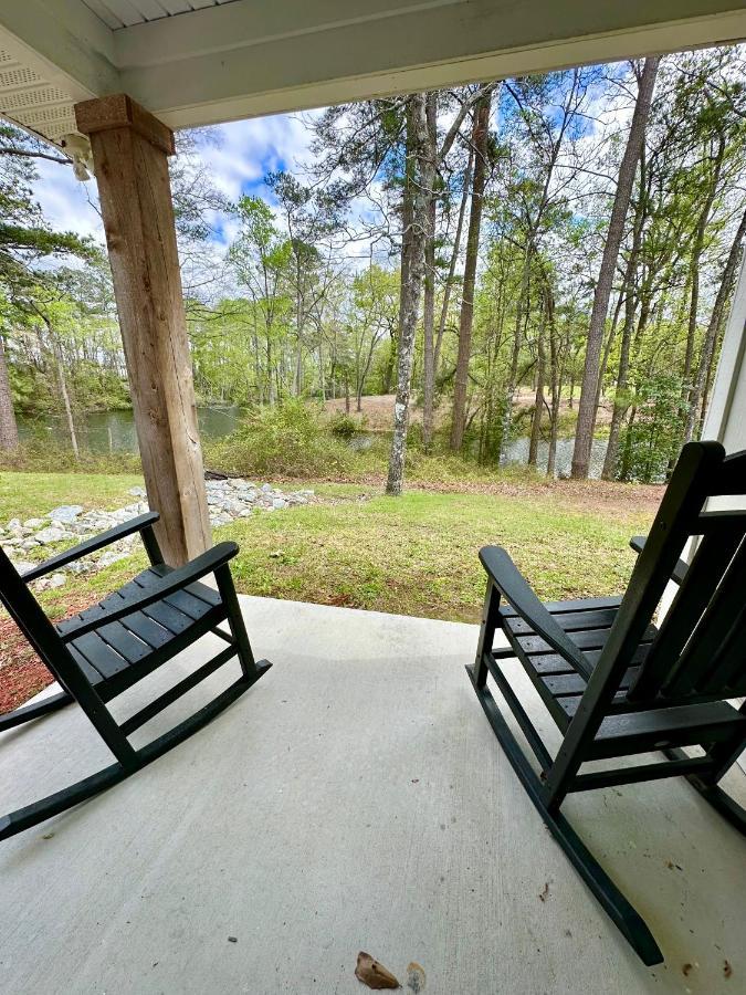 Cape Fear Vineyard And Winery Hotell Elizabethtown Exteriör bild