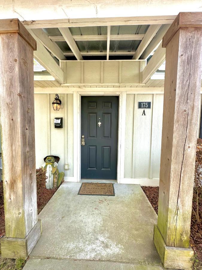 Cape Fear Vineyard And Winery Hotell Elizabethtown Exteriör bild