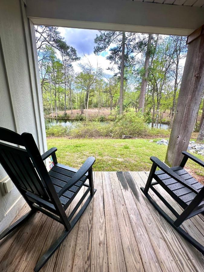 Cape Fear Vineyard And Winery Hotell Elizabethtown Exteriör bild