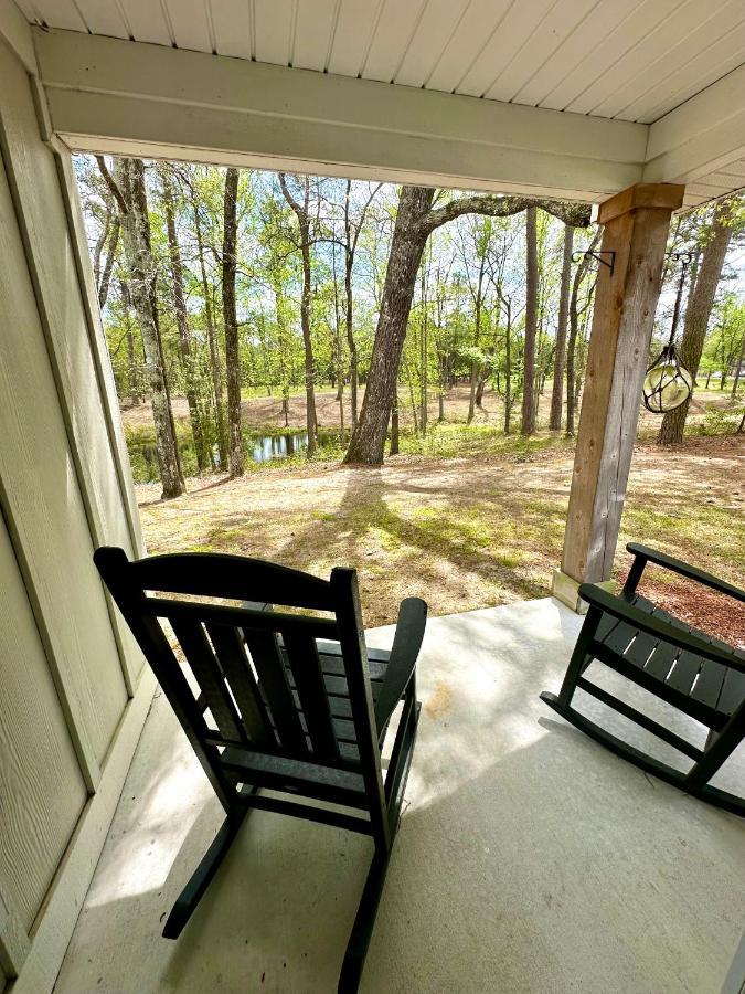 Cape Fear Vineyard And Winery Hotell Elizabethtown Exteriör bild