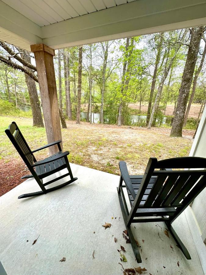 Cape Fear Vineyard And Winery Hotell Elizabethtown Exteriör bild