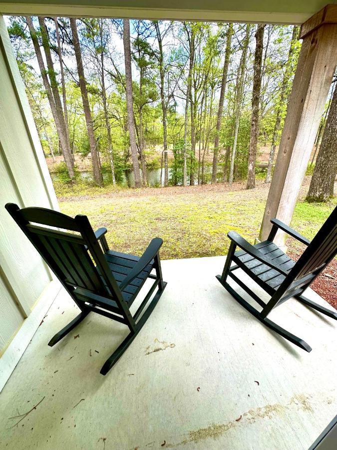 Cape Fear Vineyard And Winery Hotell Elizabethtown Exteriör bild